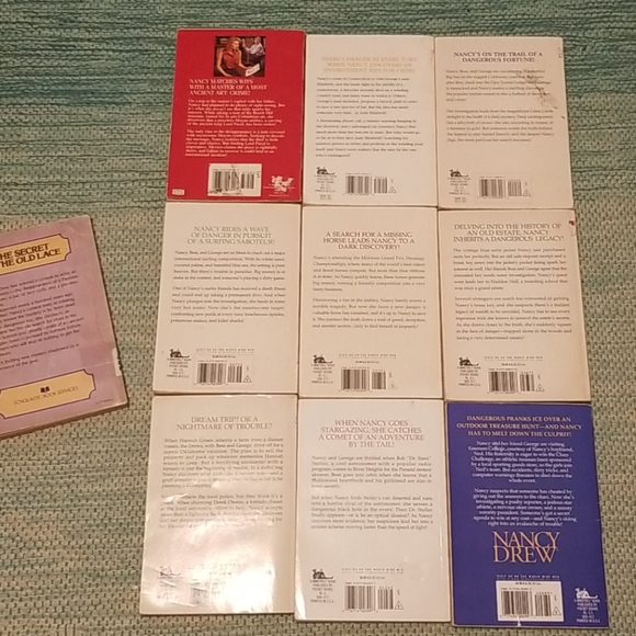 10 Nancy Drew Books - Picture 6 of 6